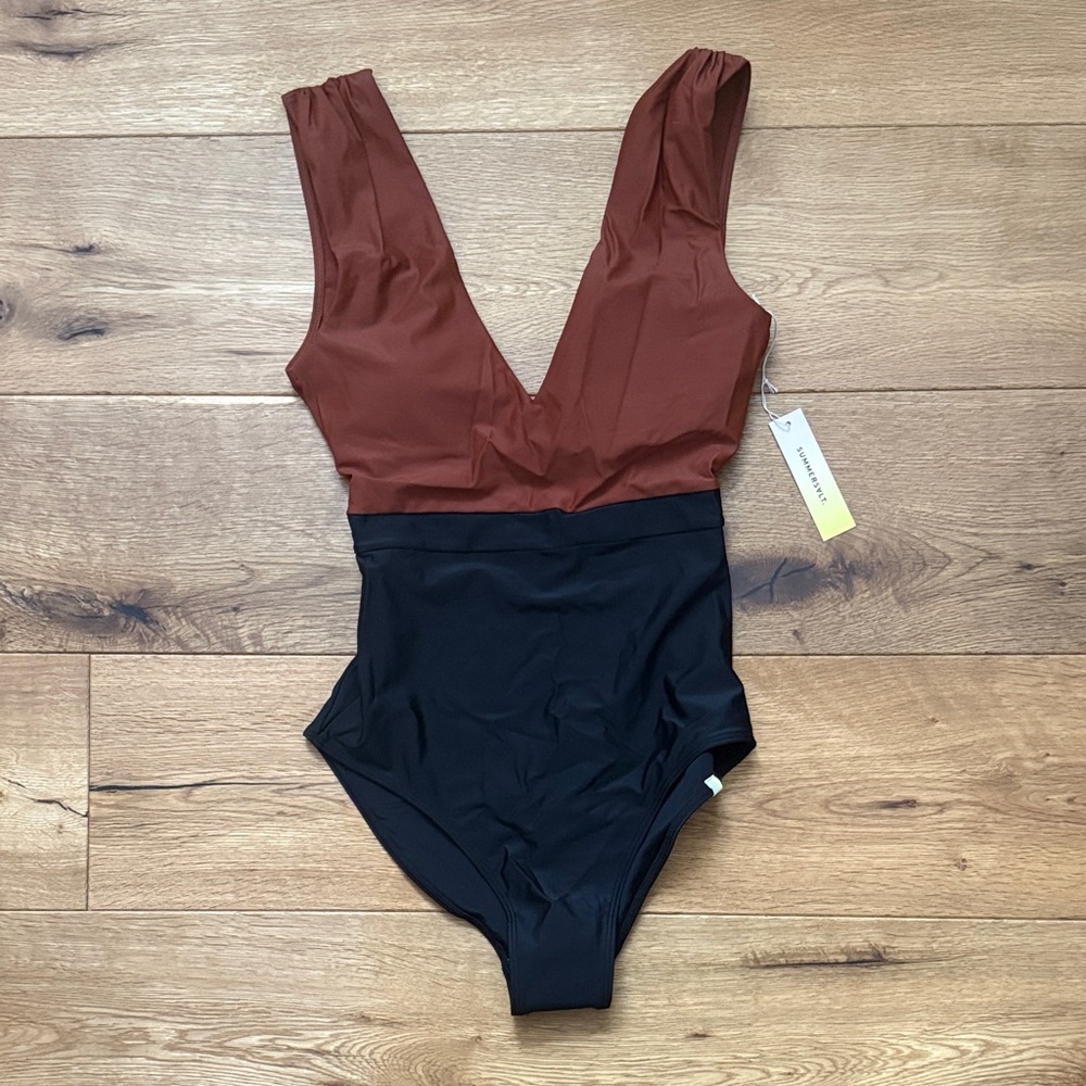 Summersalt  long torso ruched backflip NWT